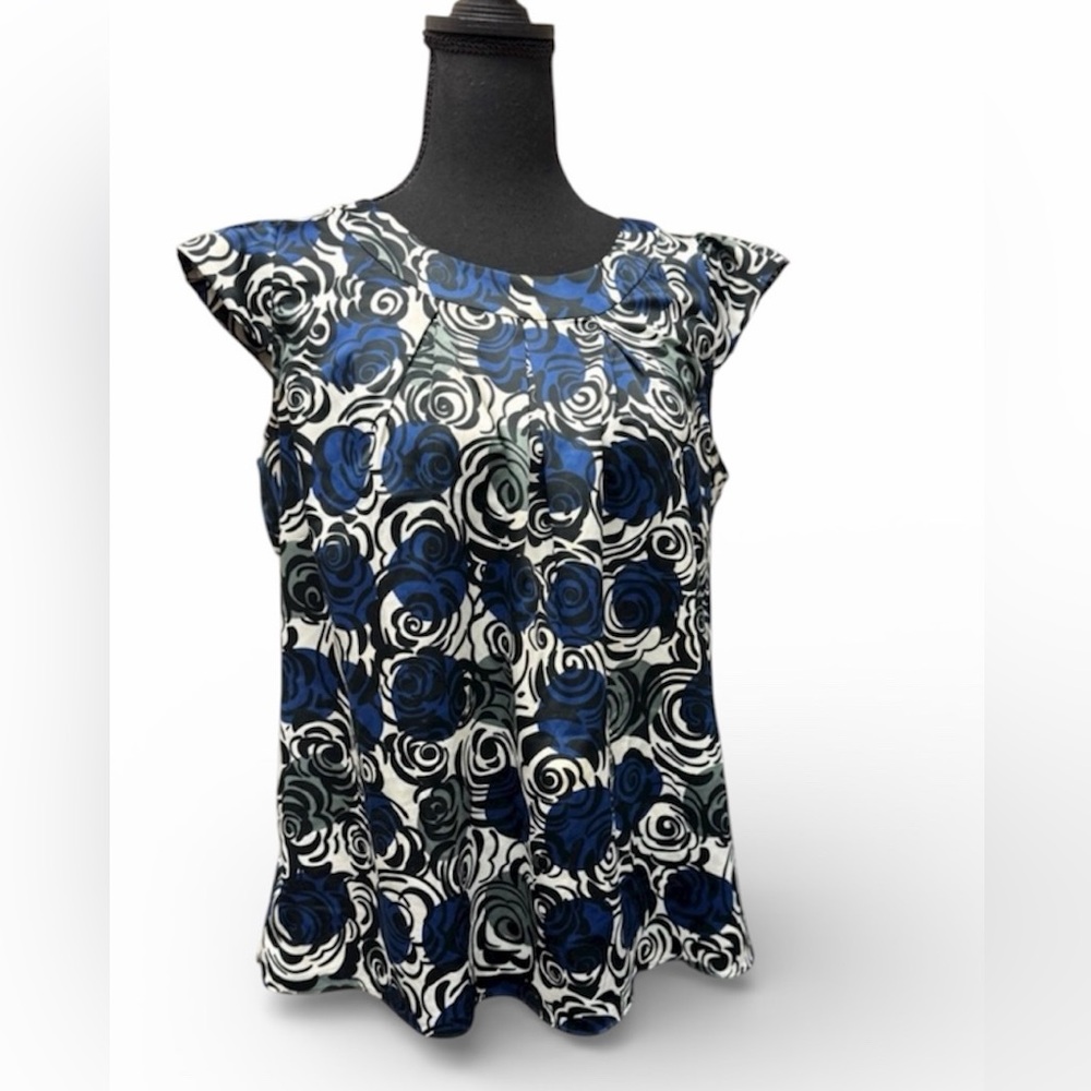 Liquido Silk USA Blue & White Rose Design Effortless Glamour Blouse size 8